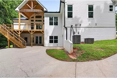 6052 Oak Hill Drive, Flowery Branch, GA 30542 - Photo 45