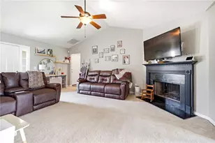 121 Crestview Dr, Carnesville, GA 30521 - Photo 7