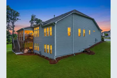 386 Kentucky Court, Hoschton, GA 30548 - Photo 9