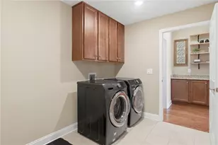 3580 Lindenridge Dr, Buford, GA 30519 - Photo 25