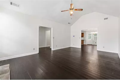 836 Bristol Way, Lithonia, GA 30058 - Photo 5
