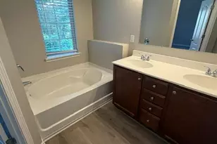 3902 Brockenhurst Dr, Buford, GA 30519 - Photo 19