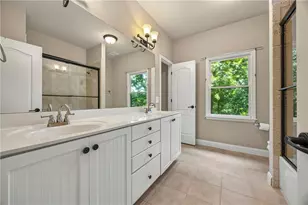 8555 Berringer Point Dr, Gainesville, GA 30506 - Photo 39
