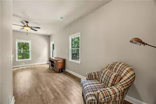 8555 Berringer Point Dr, Gainesville, GA 30506 - Photo 35