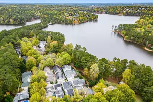 305 Abercorn Square, Peachtree City, GA 30269 - Photo 3