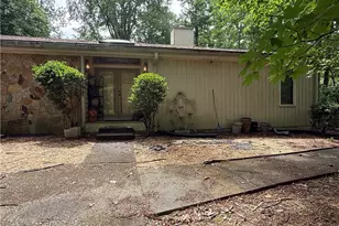 170 River Ct Pkwy, Sandy Springs, GA 30328 - Photo 1