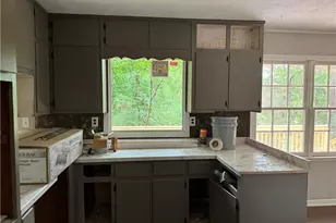 203 Oglesby Bridge Rd, Conyers, GA 30094 - Photo 5