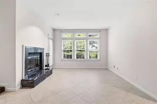 240 Renaissance Pkwy NE, Atlanta, GA 30308 - Photo 9