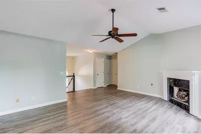 1448 Earlham Lane, Lawrenceville, GA 30043 - Photo 5