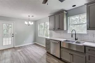1448 Earlham Ln, Lawrenceville, GA 30043 - Photo 11