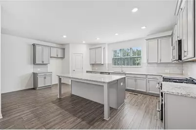 377 Danville Avenue, Suwanee, GA 30024 - Photo 9