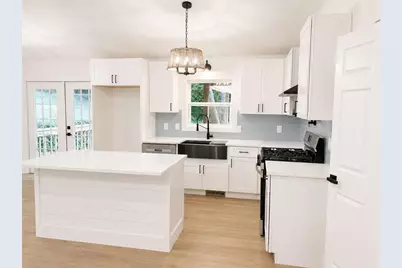 605 Dover Street NE, Marietta, GA 30066 - Photo 3