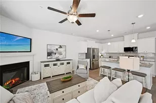 405 Lanier Cir, Woodstock, GA 30189 - Photo 5