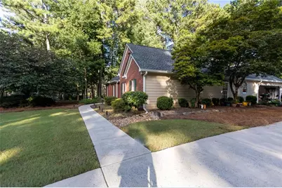 5677 Fairwood Drive NW, Acworth, GA 30101 - Photo 3