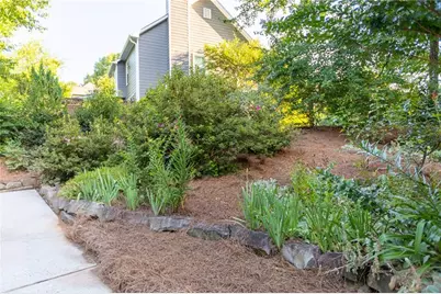 5677 Fairwood Drive NW, Acworth, GA 30101 - Photo 27