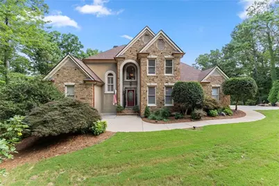 2819 NE Point Overlook, Gainesville, GA 30501 - Photo 5