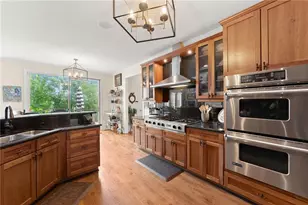2819 NE Point Overlook, Gainesville, GA 30501 - Photo 13