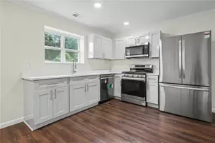 6456 Abercorn St, Union City, GA 30291 - Photo 3