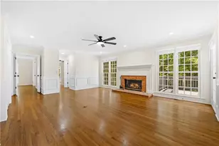 425 Prince Charles Pl, Johns Creek, GA 30022 - Photo 19