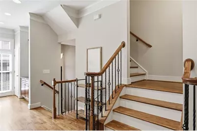 810 Highland Green Way NE, Atlanta, GA 30306 - Photo 5