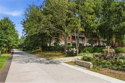 810 Highland Green Way NE, Atlanta, GA 30306 - Photo 31