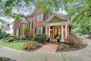 1451 Hedgewood Ln NW, Kennesaw, GA 30152 - Photo 3