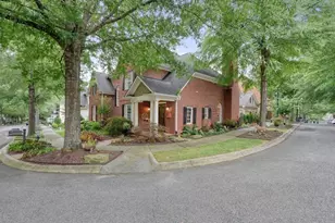 1451 Hedgewood Ln NW, Kennesaw, GA 30152 - Photo 5