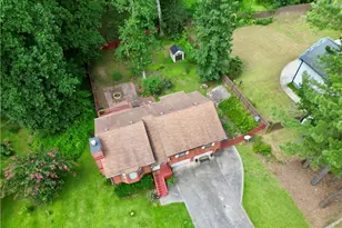 2670 Throatlatch Ln SW, Marietta, GA 30064 - Photo 9