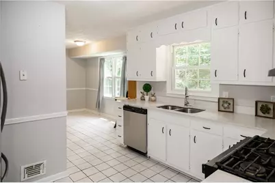 5382 Rockwood Ct., Stone Mountain, GA 30087 - Photo 11
