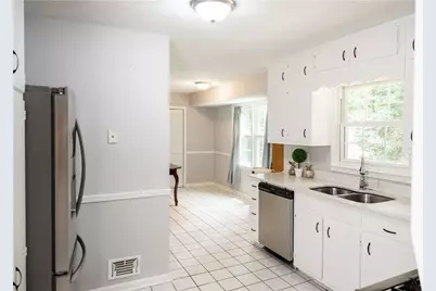 5382 Rockwood Ct., Stone Mountain, GA 30087 - Photo 17