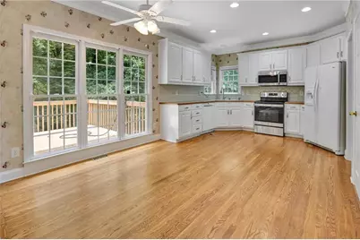 1812 Cotton Lane, Loganville, GA 30052 - Photo 9
