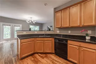 2657 Cedar Dr, Lawrenceville, GA 30043 - Photo 11