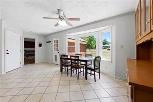379 Clyde Ct, McDonough, GA 30252 - Photo 9
