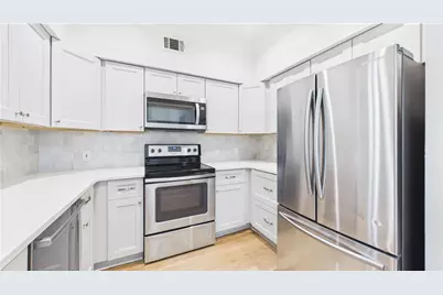 3777 Peachtree Road NE #1321, Atlanta, GA 30319 - Photo 13