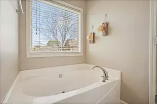 653 Royal Crest Ct, Canton, GA 30115 - Photo 29