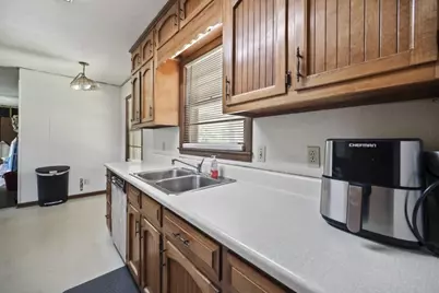 1810 Hasty Road, Marietta, GA 30062 - Photo 5