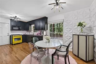 6485 Wright Rd, Sandy Springs, GA 30328 - Photo 5