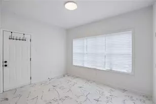300 Harcourt Pl, Peachtree City, GA 30269 - Photo 11