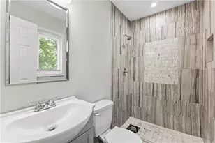 2247 Green Forrest Dr, Decatur, GA 30032 - Photo 23