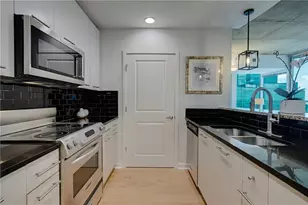 3324 Peachtree Rd NE, Atlanta, GA 30326 - Photo 7