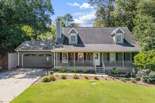 55 Creek View Dr, Hoschton, GA 30548 - Photo 3