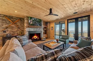 970 Lakeview Dr, Blue Ridge, GA 30513 - Photo 31