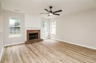2527 Plymouth Way SE, Conyers, GA 30013 - Photo 3