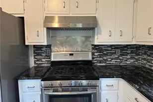 2697 Shetland Ln, Duluth, GA 30096 - Photo 9