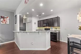 523 Hardy Ives Ln, Lawrenceville, GA 30045 - Photo 5