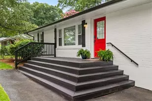 1546 Cloverdale Dr SE, Marietta, GA 30067 - Photo 3
