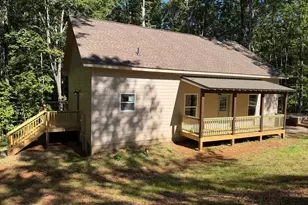 604 Trump Ct, Carrollton, GA 30116 - Photo 3