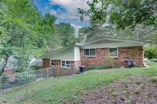 801 Marstevan Dr, Atlanta, GA 30306 - Photo 13