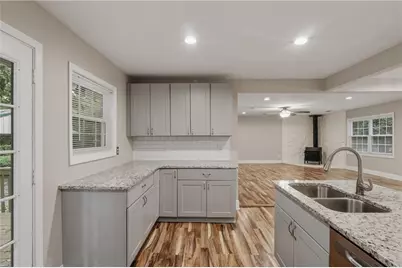 2162 Chestnut Place, Lithia Springs, GA 30122 - Photo 13