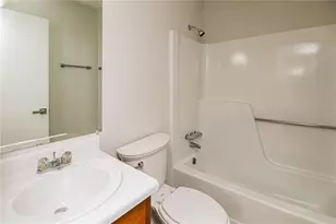 3413 Creekwood Dr SE, Conyers, GA 30094 - Photo 13